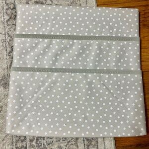 Thirty One Wall Together Pocket Board Taupe Dancing Dots